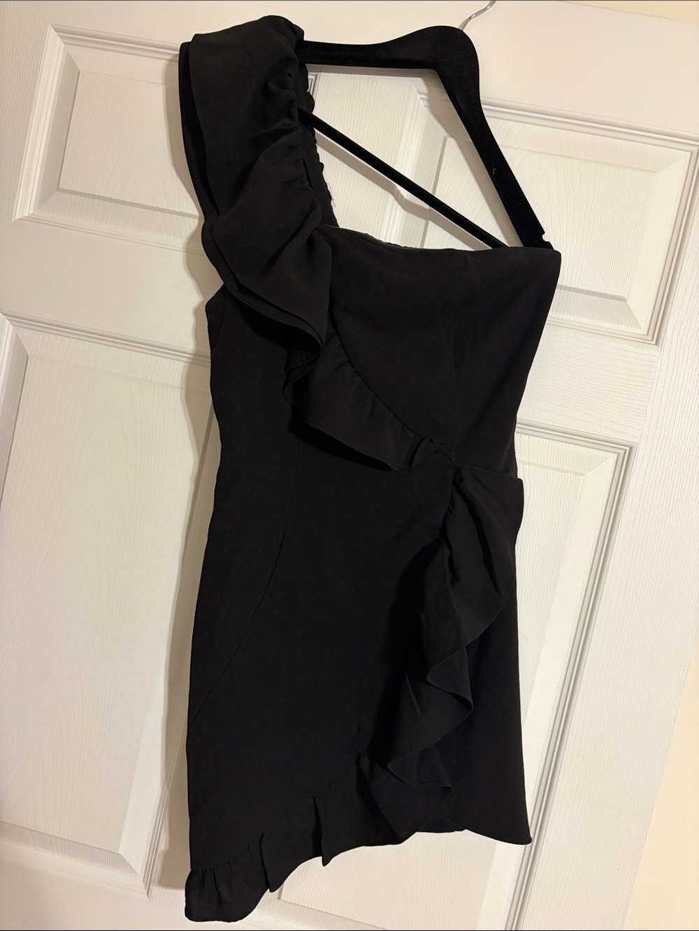 DO+BE Black One Shoulder Asymmetric Ruffle Cocktail Mini Dress Size Small